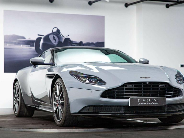 Aston Martin DB11 V8 Volante Touchtronic Black #17