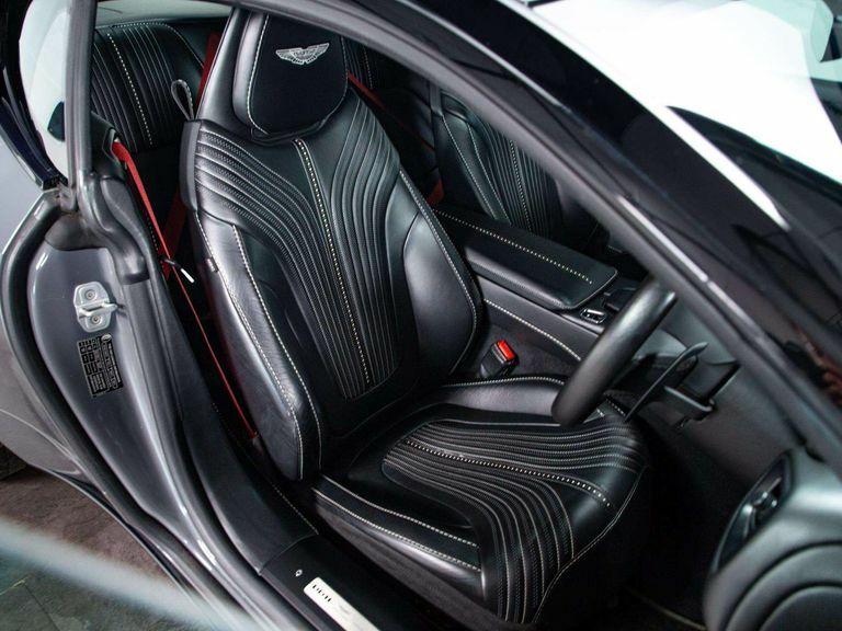 Aston Martin DB11 V8 Volante Touchtronic Black #12