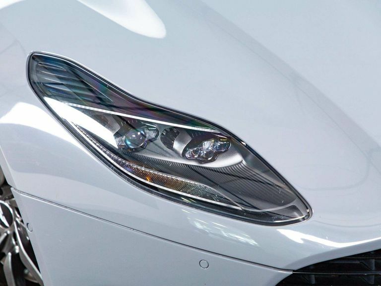 Aston Martin DB11 V8 Volante Touchtronic Black #15