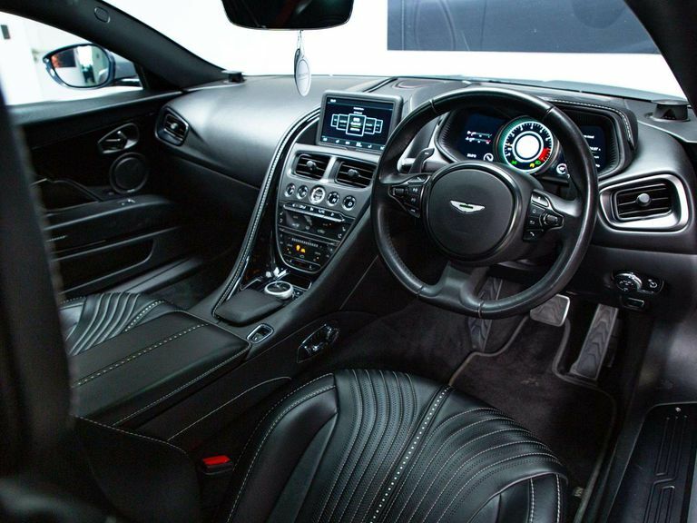 Aston Martin DB11 4.0 V8 Euro 6 Ss Grey #3