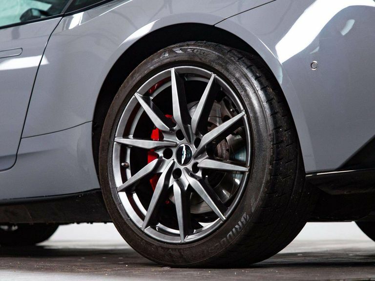 Aston Martin DB11 4.0 V8 Euro 6 Ss Grey #4