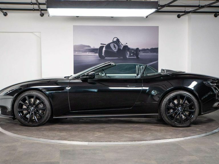 Aston Martin DB11 4L Null Silver #16