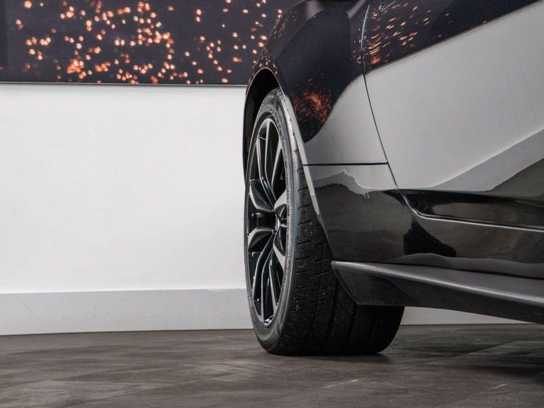 Aston Martin DB11 4L Null Silver #14