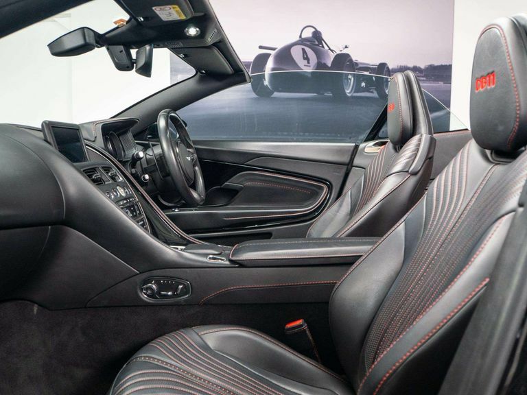 Aston Martin DB11 4L Null Silver #34