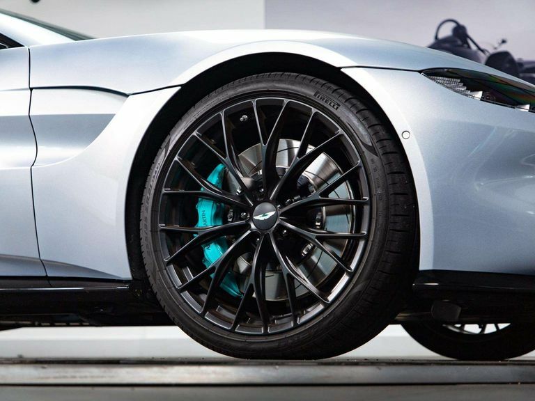 Aston Martin Vantage F1 Edition Zf 8 Speed 4.0 Blue #32
