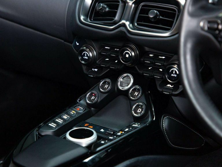 Aston Martin Vantage F1 Edition Zf 8 Speed 4.0 Blue #19