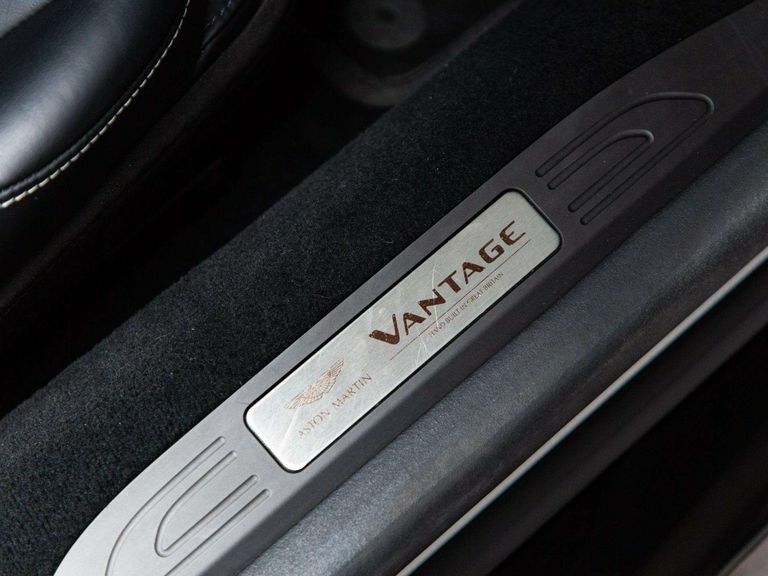 Aston Martin Vantage F1 Edition Zf 8 Speed 4.0 Blue #27