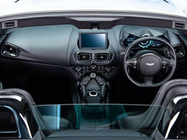 Aston Martin Vantage F1 Edition Zf 8 Speed 4.0 Blue #24