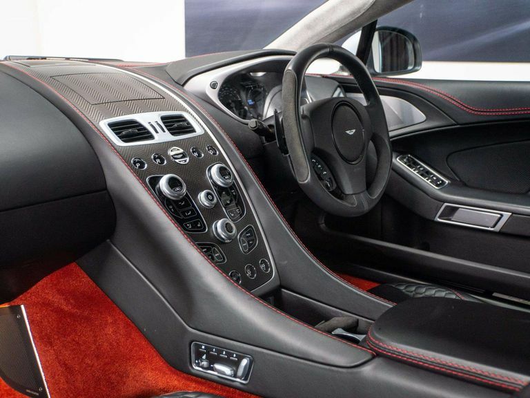 Aston Martin Vanquish V12 Black #24