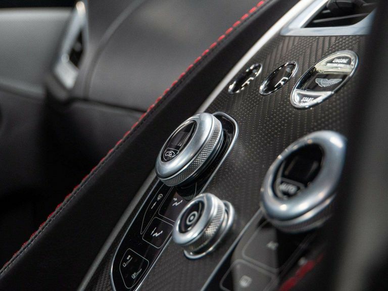 Aston Martin Vanquish V12 Black #37