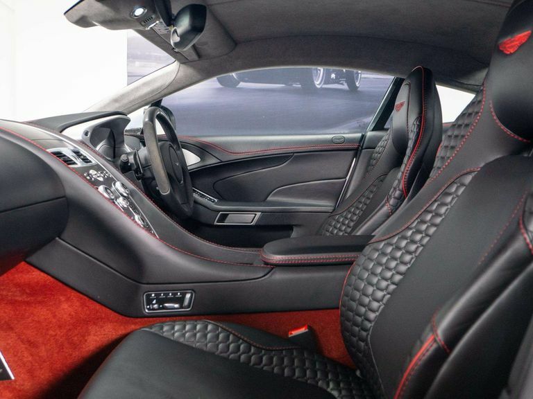 Aston Martin Vanquish V12 Black #35