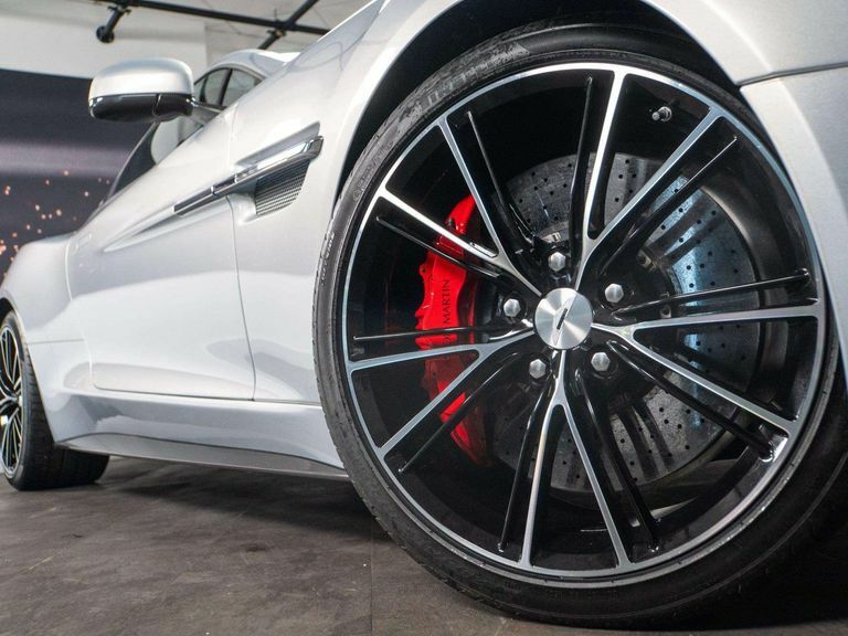 Aston Martin Vanquish V12 Black #13