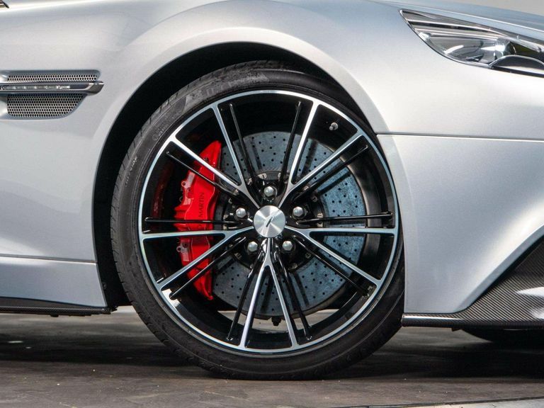 Aston Martin Vanquish 6.0 V12 T-tronicii Euro 5 Silver #4
