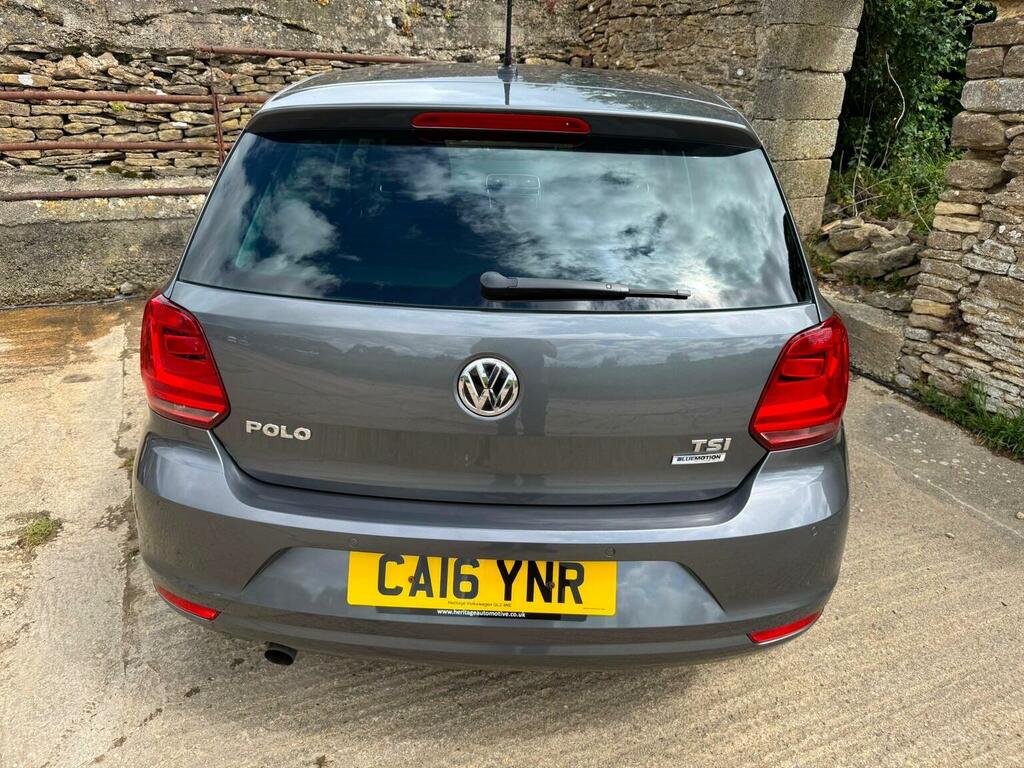 Volkswagen Polo Hatchback Se 2016 Red #17