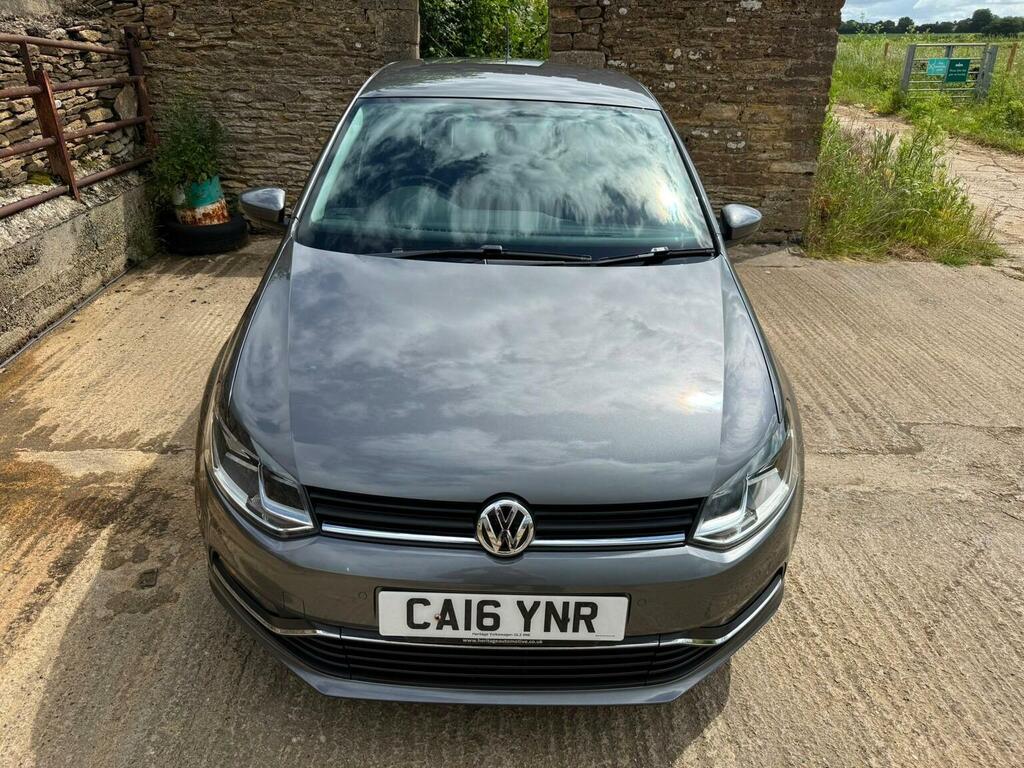 Volkswagen Polo Hatchback Se 2016 Red #9