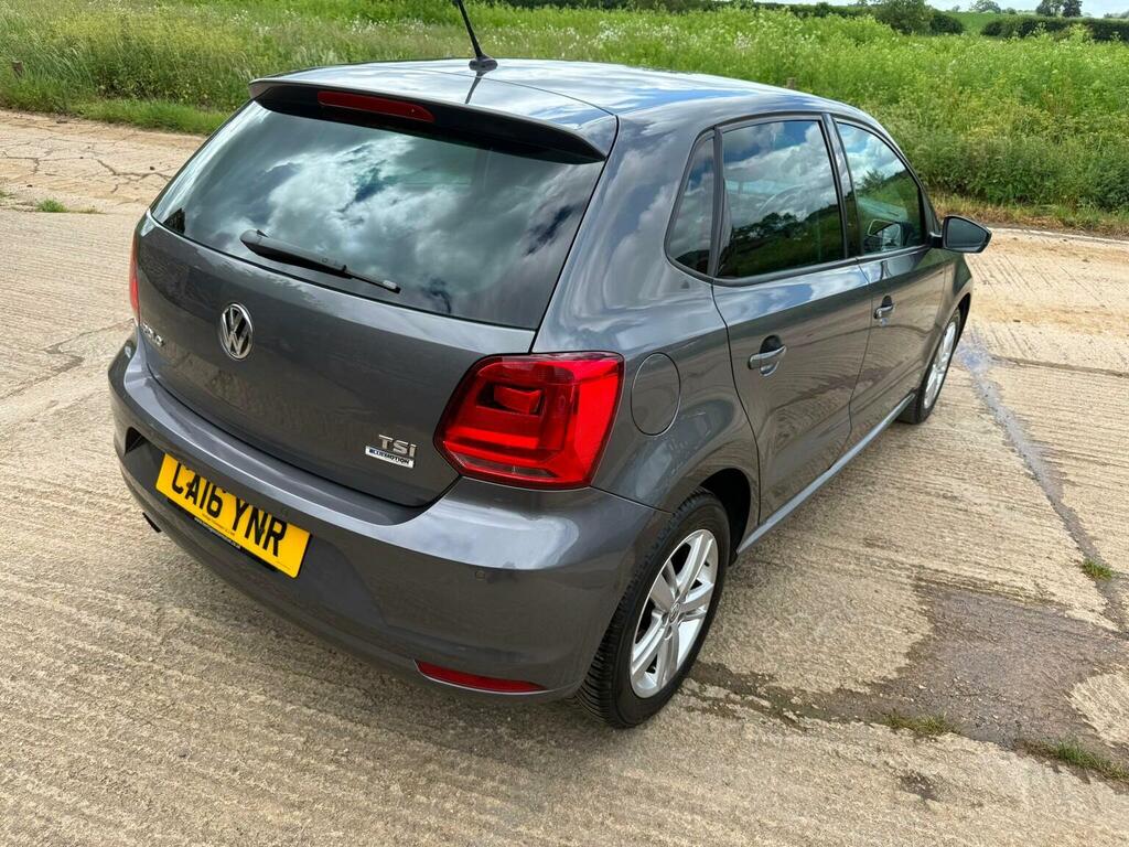 Volkswagen Polo Hatchback Se 2016 Red #19