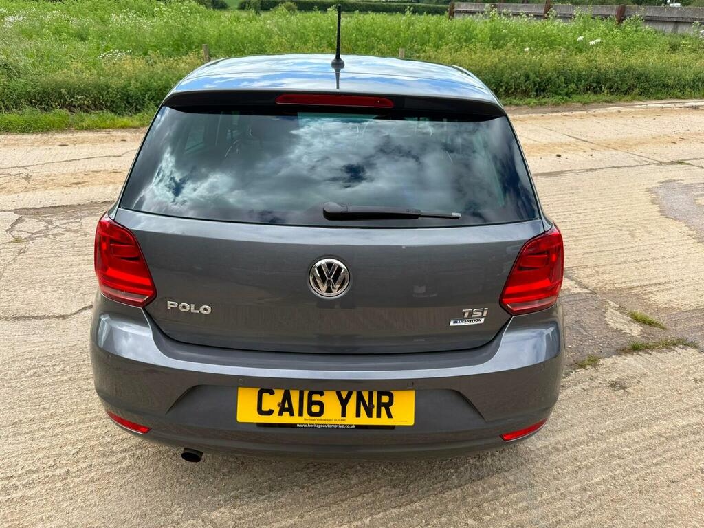 Volkswagen Polo Hatchback Se 2016 Red #16