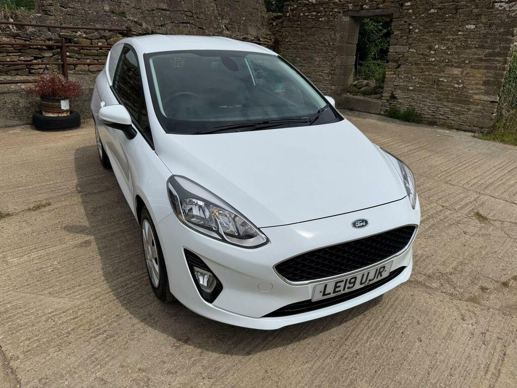 Ford Fiesta Car Derived Van 1.5 Tdci Euro 6 Ss 201919 LE19UJR White #6