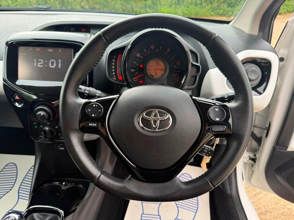 Toyota Aygo Hatchback 1.0 Grey #62