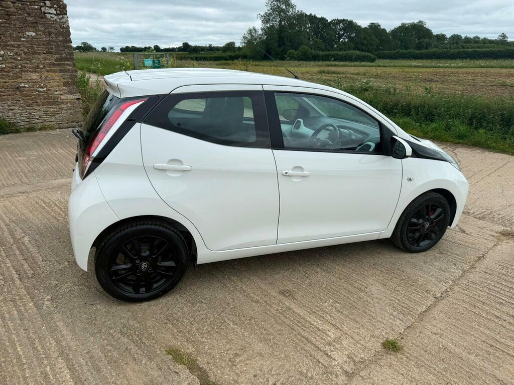 Toyota Aygo Hatchback 1.0 Grey #20