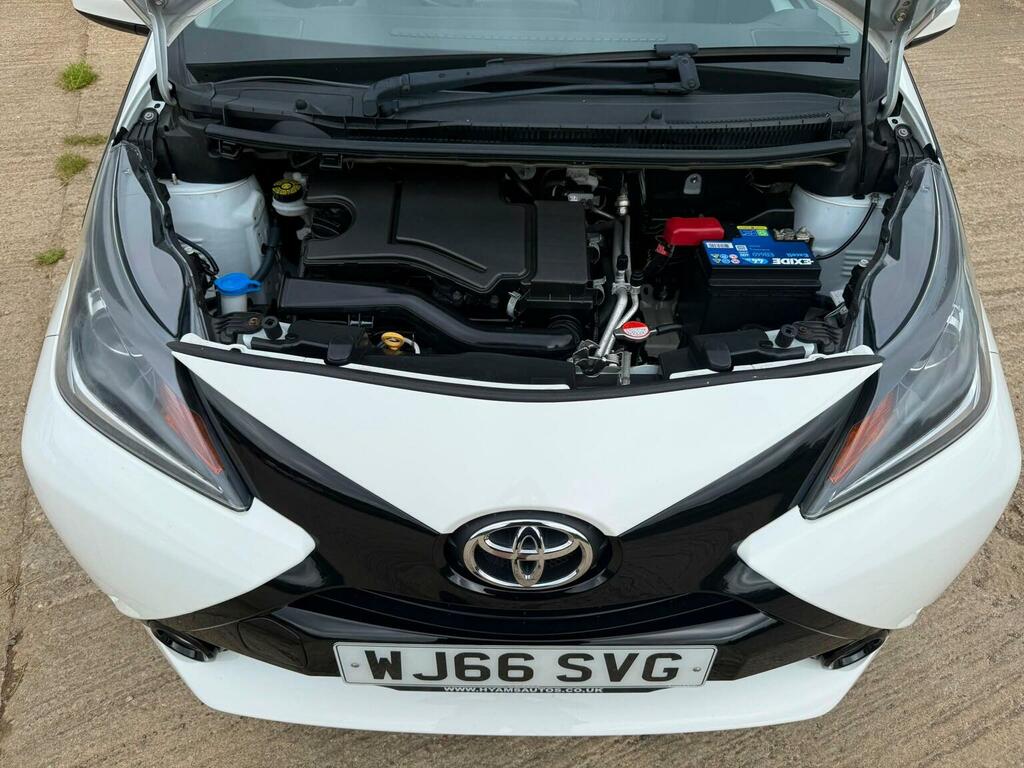 Toyota Aygo Hatchback 1.0 Grey #44