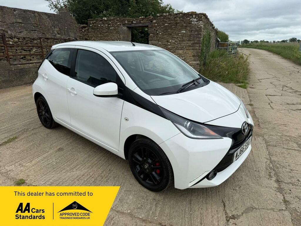Toyota Aygo 1.0 Vvt-i X-pression Euro 6 White