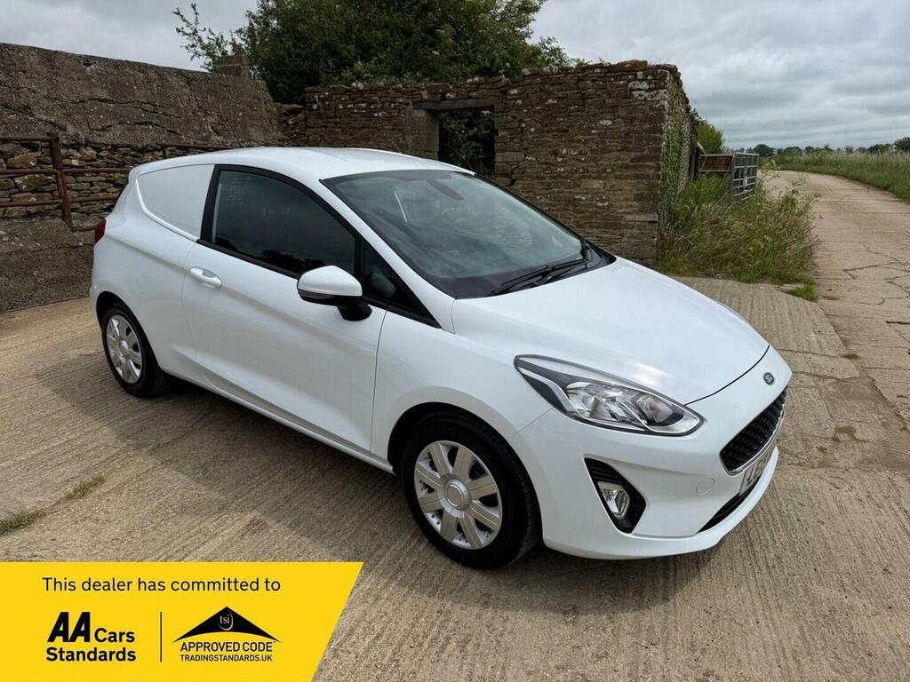 Ford Fiesta 1.5 Tdci Euro 6 Ss White