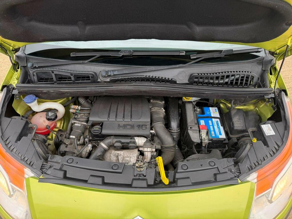 Citroen C3 Picasso 1.4 Vtr Plus Low Mileage Blue #46