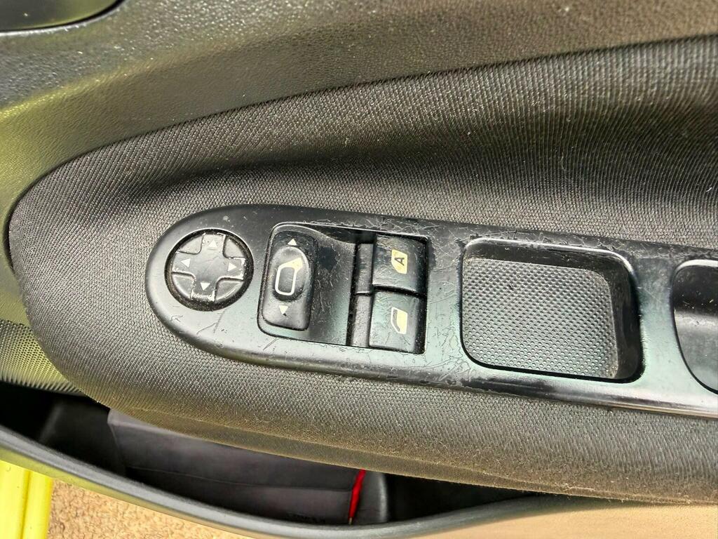 Citroen C3 Picasso 1.4 Vtr Plus Low Mileage Blue #67