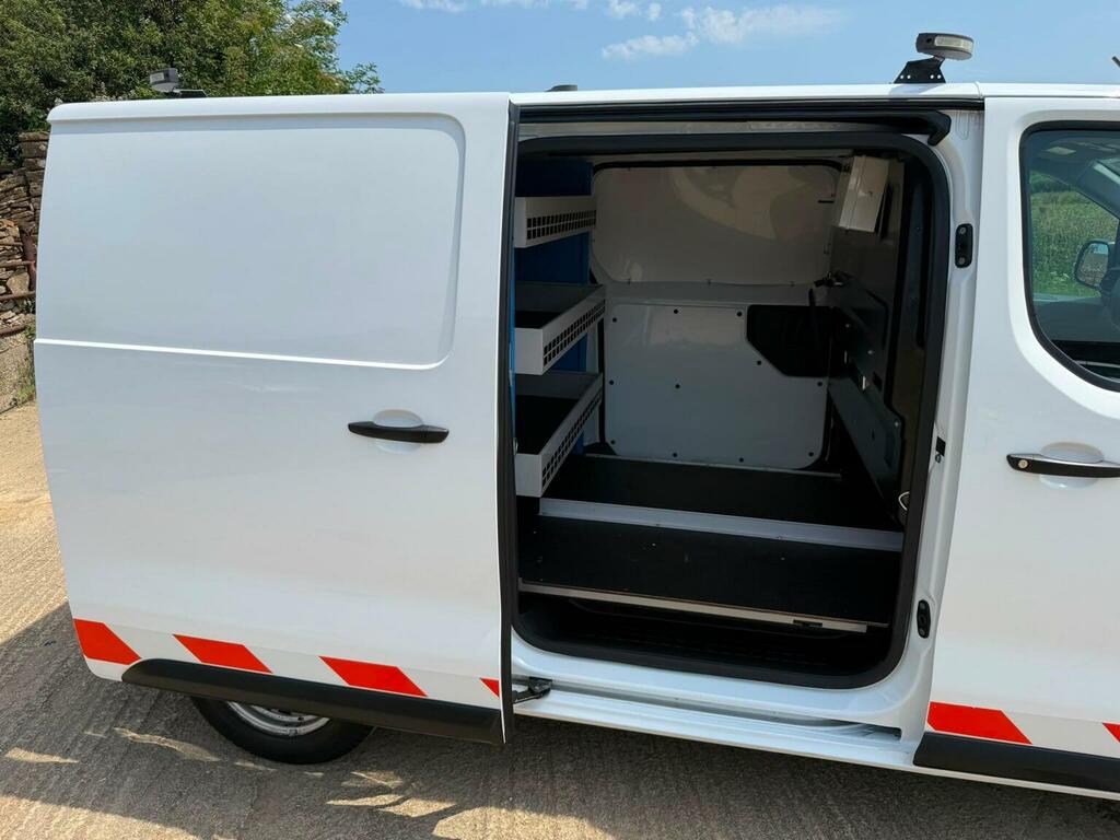 Vauxhall Vivaro 1.5 Turbo D 2900 Edition L1 H1 Euro 6 Ss White #4