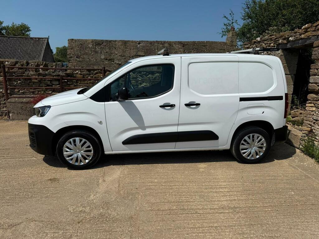 Peugeot Partner 1.5 Bluehdi 1000 Professional Standard Panel Van S White #4