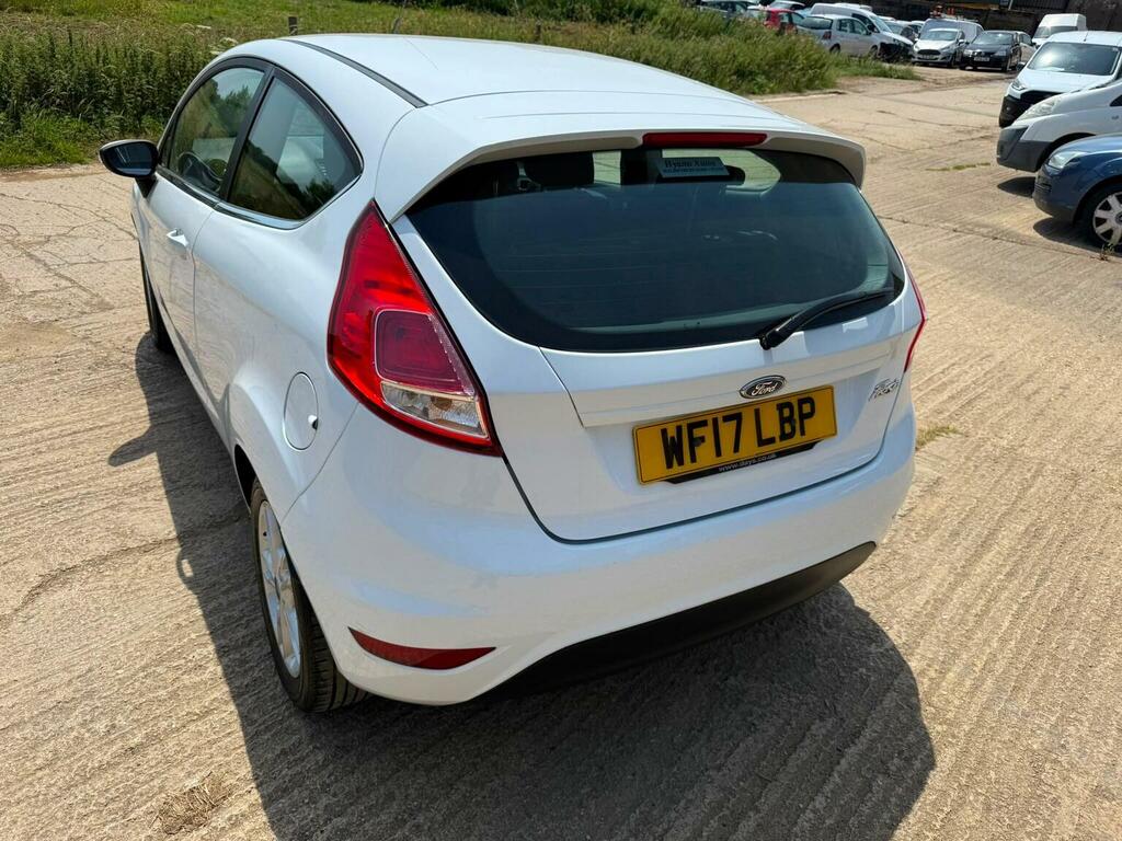 Ford Fiesta Hatchback 1.25 Zetec Euro 6 201717 White #4