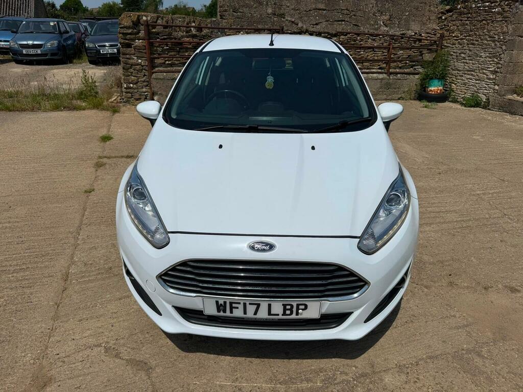 Ford Fiesta Hatchback 1.25 Zetec Euro 6 201717 White #2