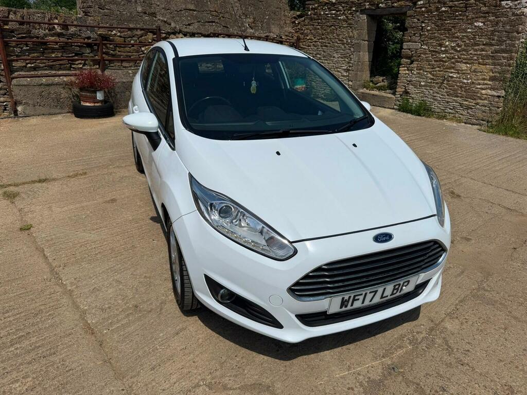 Ford Fiesta Hatchback 1.25 Zetec Euro 6 201717 White #6