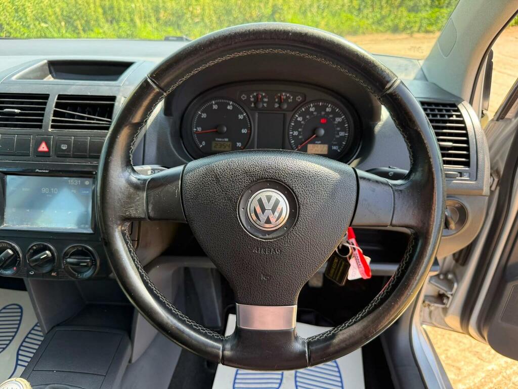 Volkswagen Polo 1.2 E Black #57