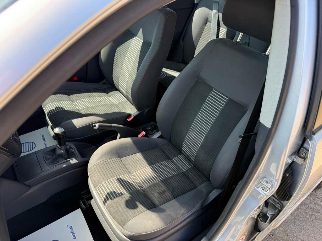 Volkswagen Polo 1.2 E Black #58