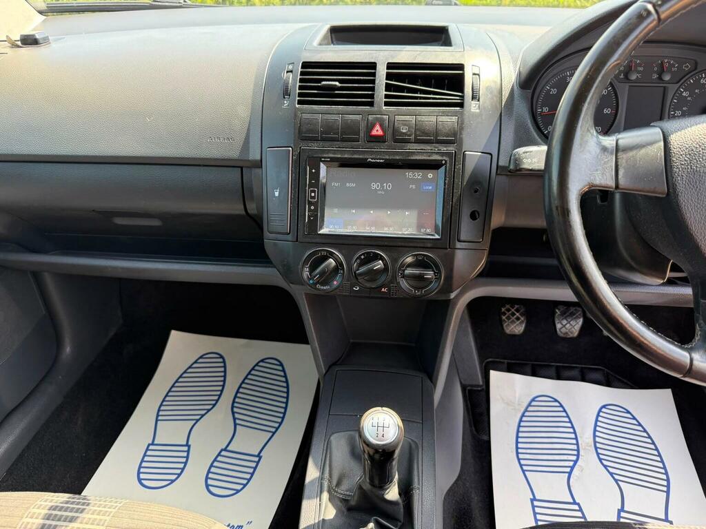 Volkswagen Polo 1.2 E Black #24