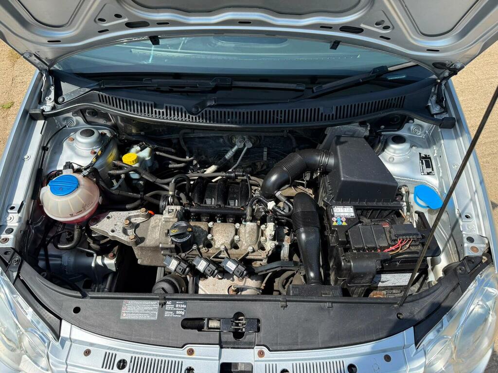 Volkswagen Polo 1.2 E Black #42
