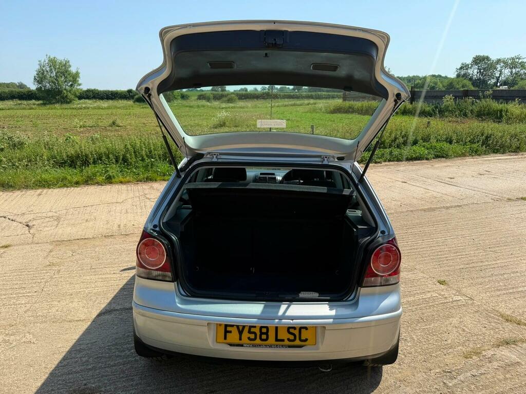 Volkswagen Polo 1.2 E Black #55