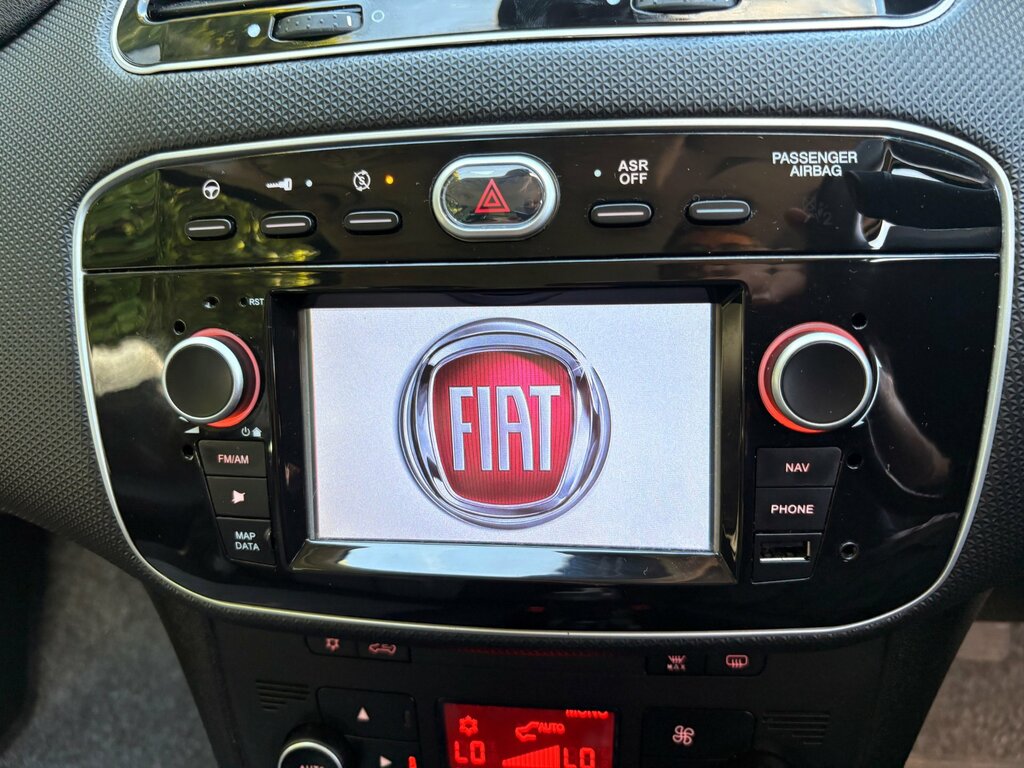 Fiat Punto Pop Plus White #17