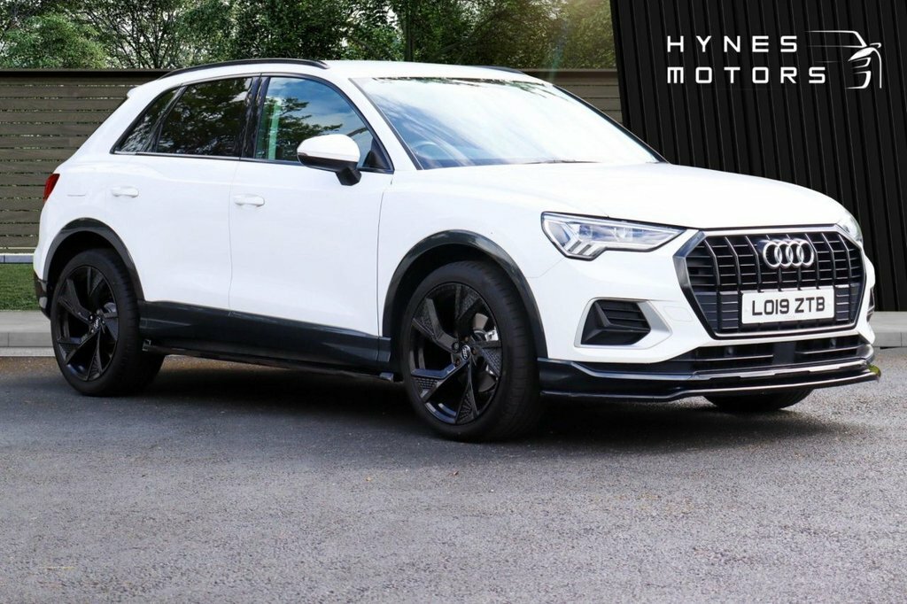 Audi Q3 1.5L Sport White