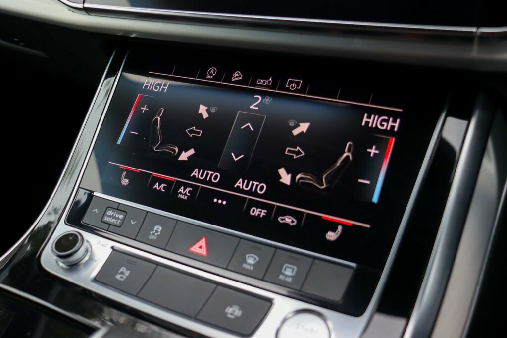 Audi Q7 3L S Line SR69AOP Black #6