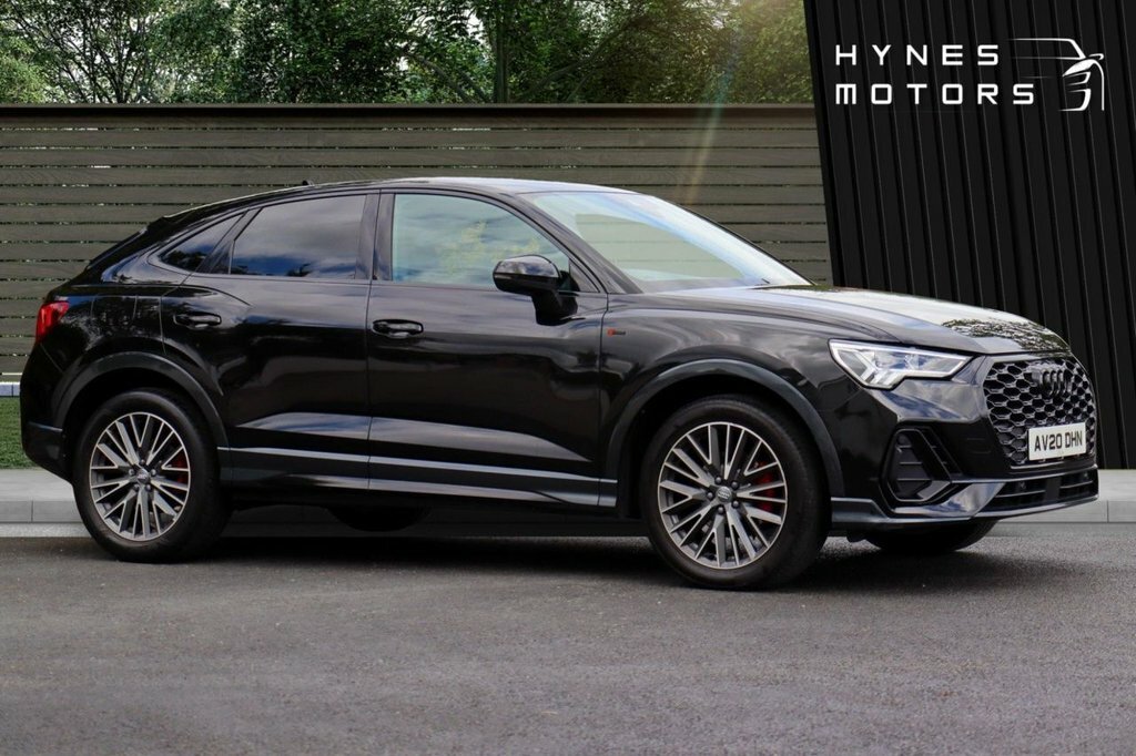 Audi Q3 2L S Line Black #3
