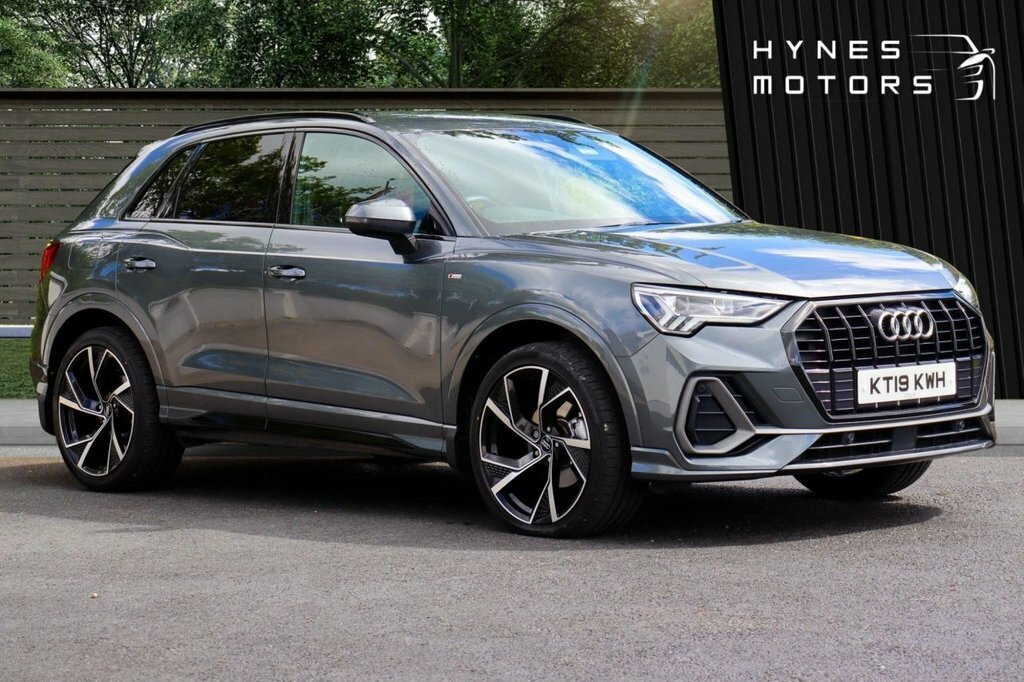 Audi Q3 2L S Line Grey