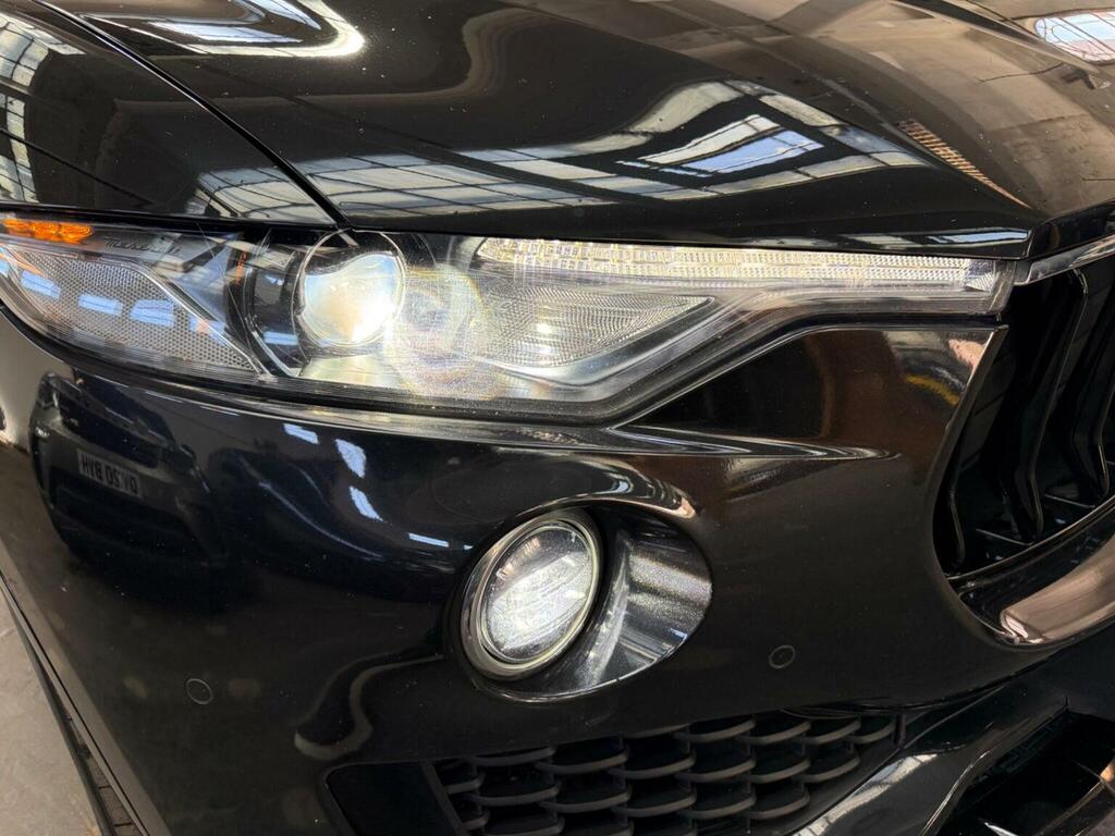 Maserati Levante 3.0D V6 Zf Black #25