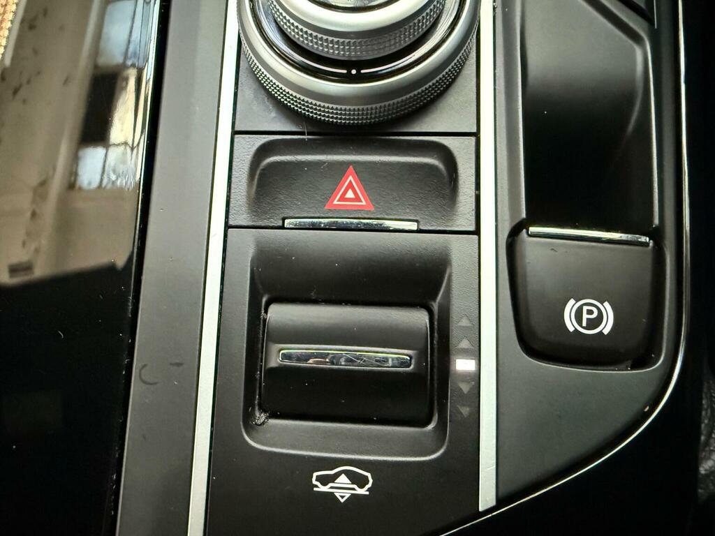 Maserati Levante 3.0D V6 Zf Black #40