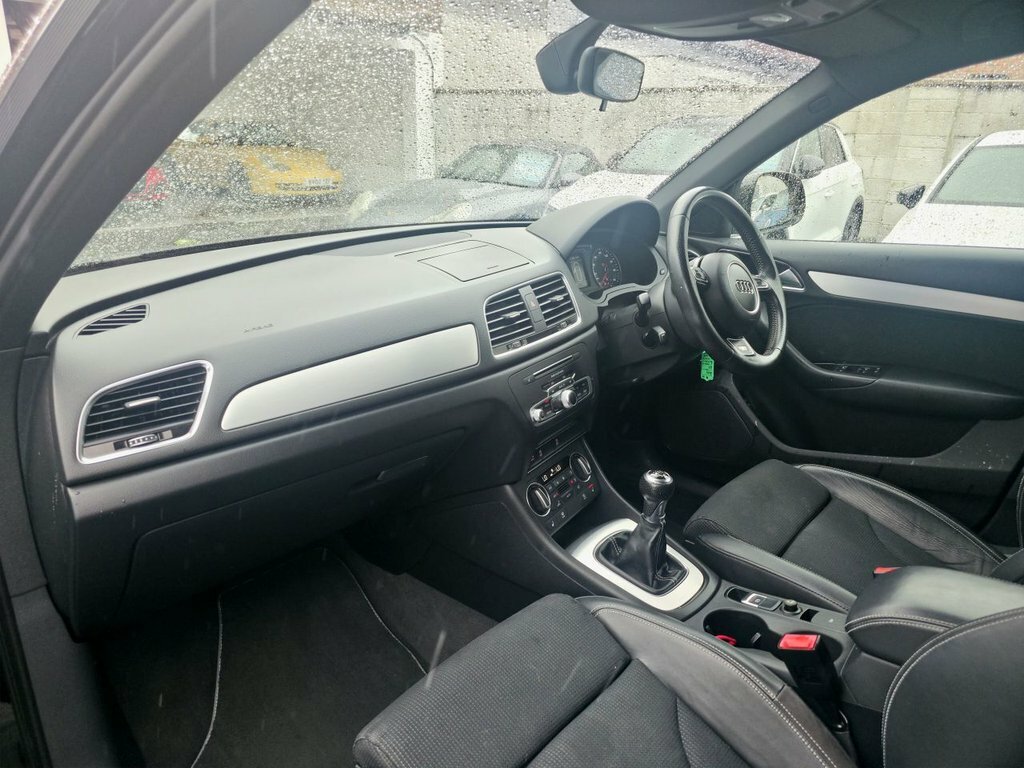 Audi Q3 Suv HG66DYT Black #5