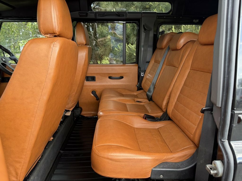 Land Rover Defender Station Wagon Tdci White #13