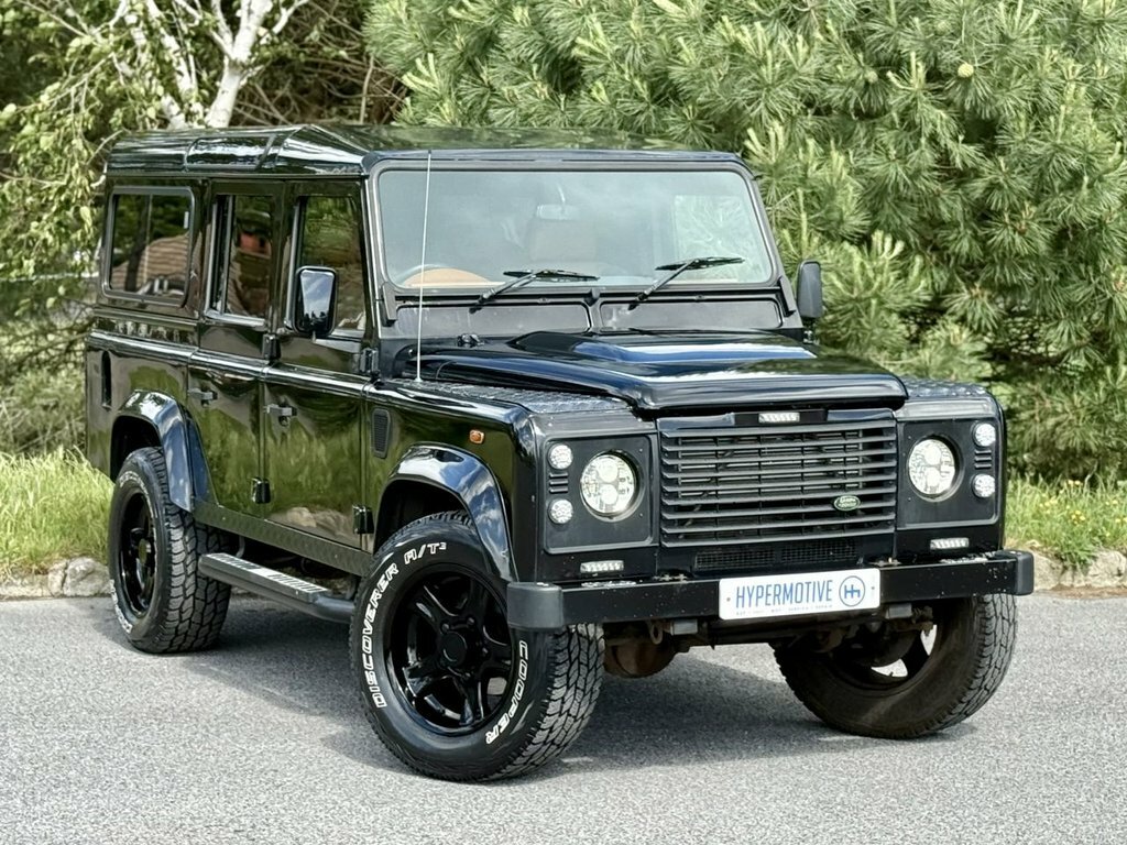 Land Rover Defender 2.4L County Black