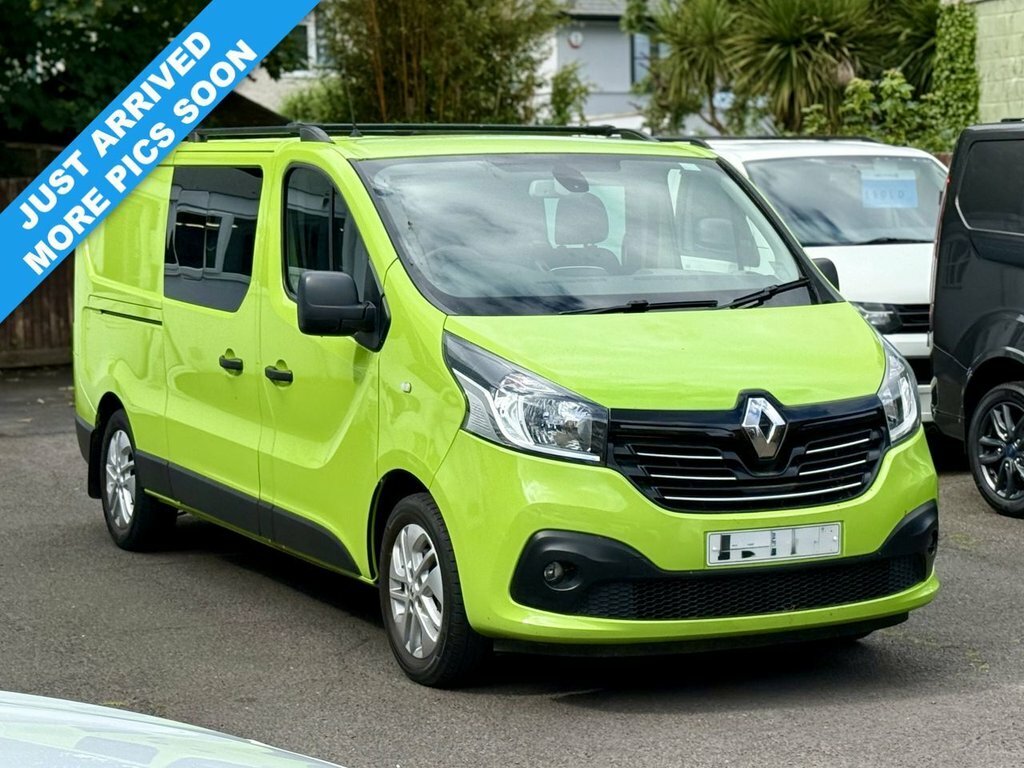 Renault Trafic 1.6L Sport Nav Green